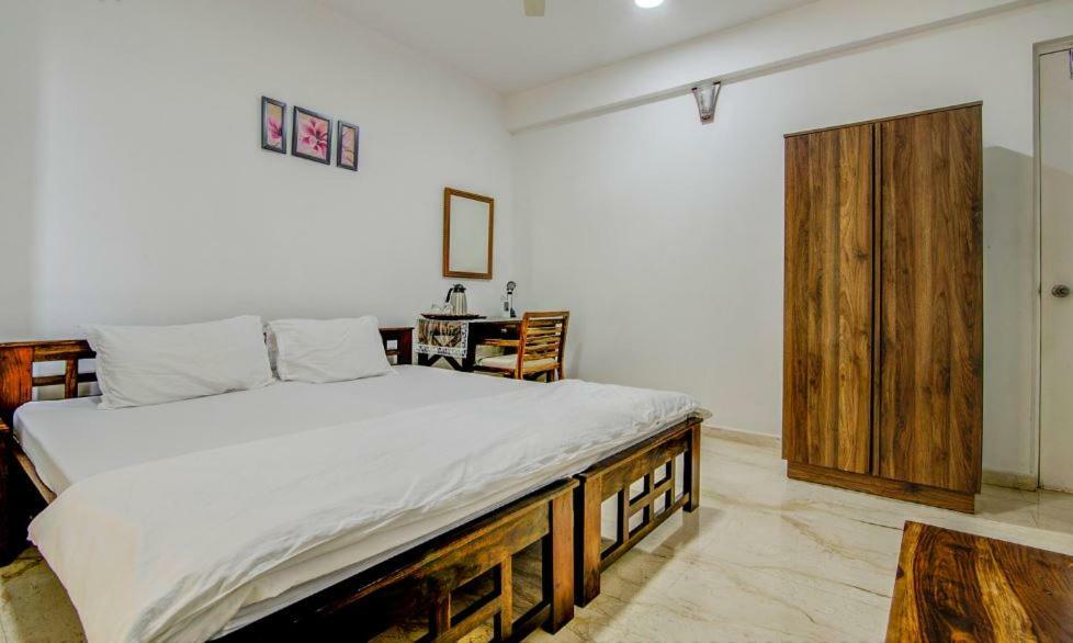 Isec Apartment Мумбаи Экстерьер фото